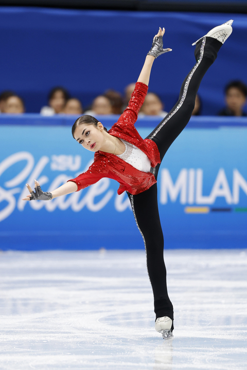 女子SP 演技するアデリア・ペトロシャン=北京(共同)