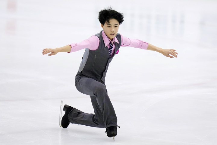 ジュニア男子SP 演技する西野太翔=山新スイミングアリーナ