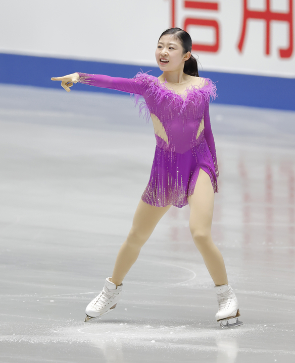 女子SP フィニッシュのポーズを決める千葉百音=国立代々木競技場