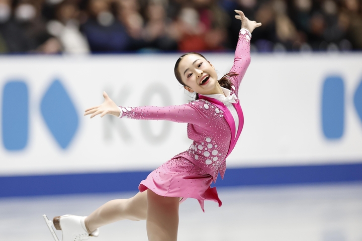 女子SP 演技する島田麻央=国立代々木競技場