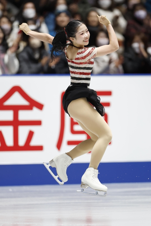 女子SP 演技する中井亜美=国立代々木競技場