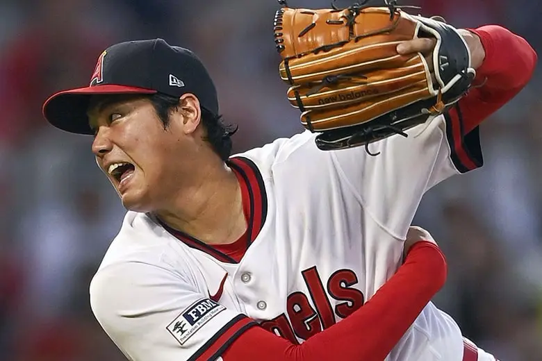 力投する大谷翔平